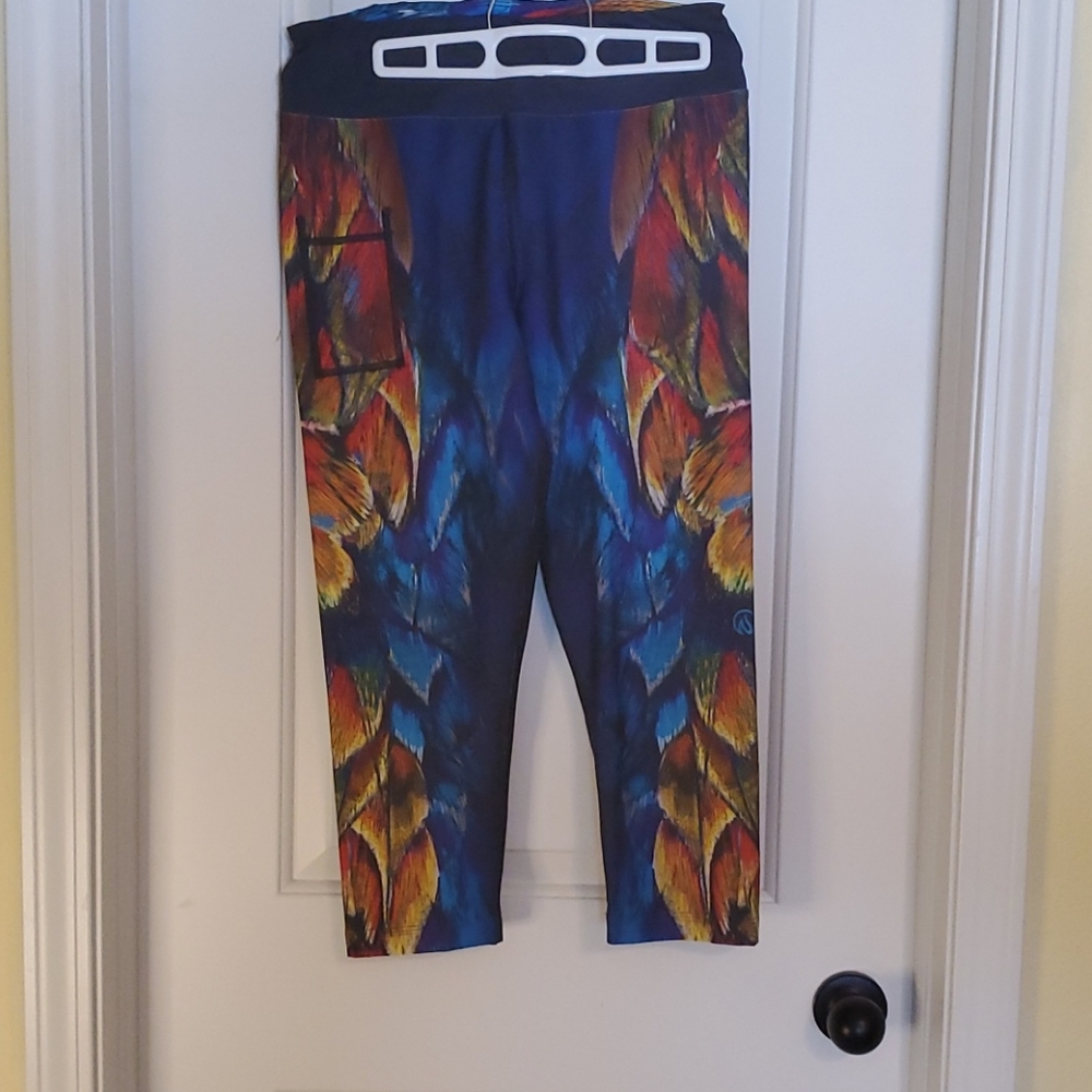 InknBurn painted feather capri xl